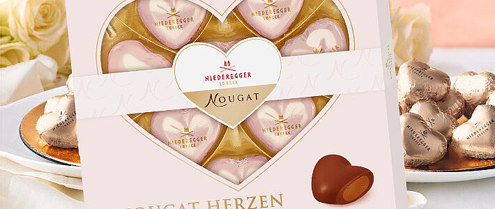Niederegger Nougat Herzen im rosa Design