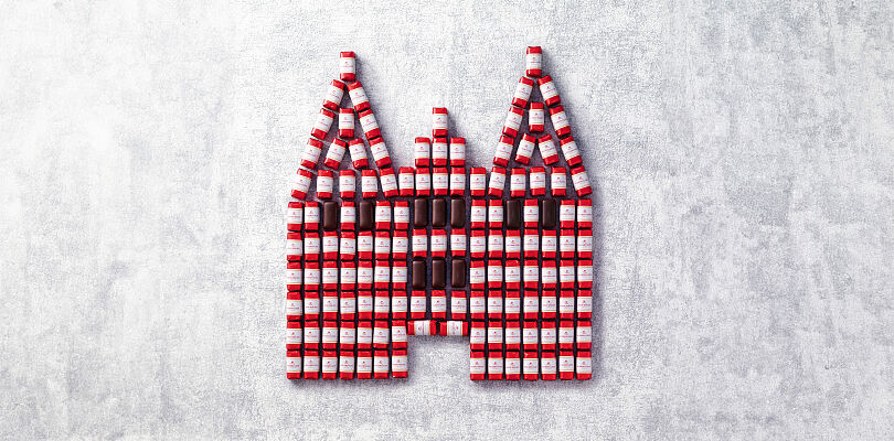 Holstentor gelegt aus Niederegger Marzipan Klassikern